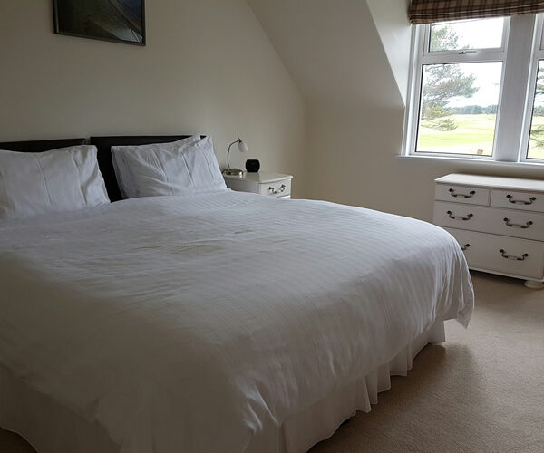 Double bedroom, Greenkeepers Cottage, Dornoch