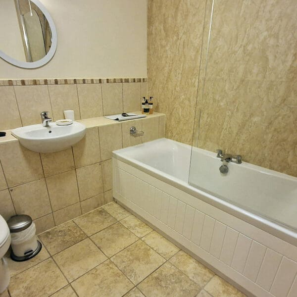 Bathroom in Bird's Eye View apartment, dornoch