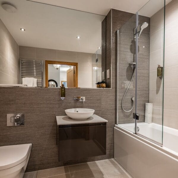 Bathroom, Royal Golf apartments, Dornoch